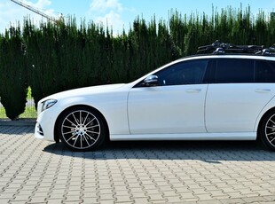 Mercedes-Benz Klasa E 220 d 4-Matic 9G-TRONIC