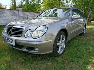 Mercedes E 200 zarejestrowany/jeden właściciel w Polsce/163KM/