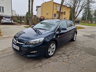 Opel Astra 1.4 Turbo Edition