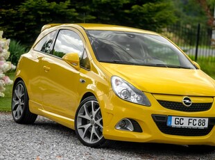 Opel Corsa 1.6 Turbo OPC