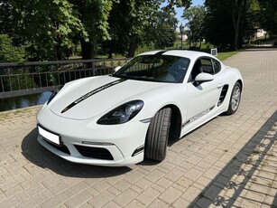 Porsche 718 Cayman Standard