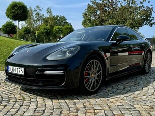 Porsche Panamera Turbo