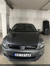 Volkswagen Jetta Hybrid