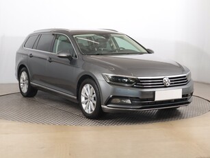 Volkswagen Passat B8 , Salon Polska, Automat, Skóra, Navi, Klimatronic, Tempomat,