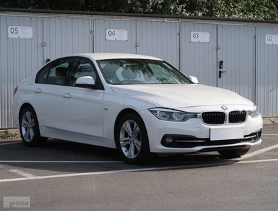 BMW SERIA 3 V (F30/F31/F34) BMW SERIA 3 , Salon Polska, Serwis ASO, Automat, VAT 23%, Navi,