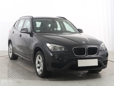 BMW X1 I (E84) , Skóra, Klimatronic, Tempomat, Parktronic