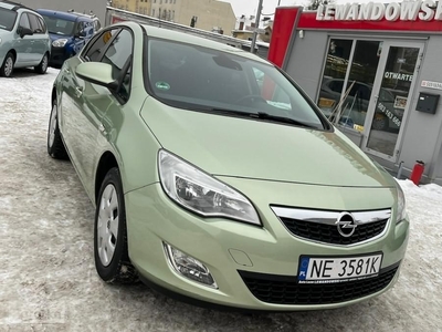 Opel Astra J Benzyna Zarejestrowany Ubezpieczony