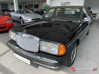 Mercedes-Benz W123