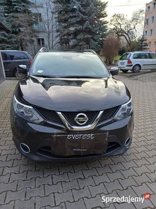 Sprzedam Nissana Qashqai 1.6 dCi N-Connecta - komfort plus