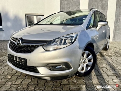 Zafira 1,4 benzyna Lift Navi 7os grzana kier,fotele Euro 6