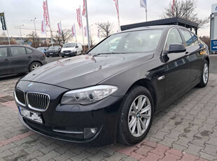 BMW 5 2011 523i 125752km Sedan