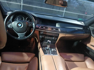 BMW 7 2010 730d 288679km Sedan