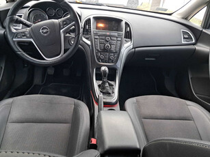 Opel Astra 2013 2.0 CDTI 155266km Kombi