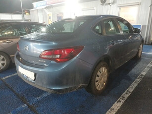 Opel Astra 2017 1.4 T LPG 121240km Sedan