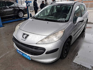 Peugeot 207 2008 1.4 VTi 121130km Kombi