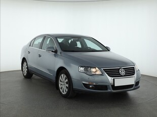 Volkswagen Passat B6 , Salon Polska, Serwis ASO, Navi, Xenon, Klimatronic,