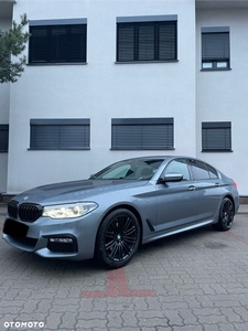 BMW Seria 5 520d xDrive M Sport sport