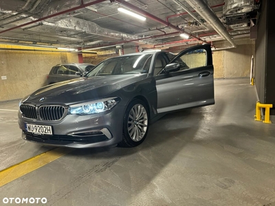 BMW Seria 5 540i xDrive Luxury Line