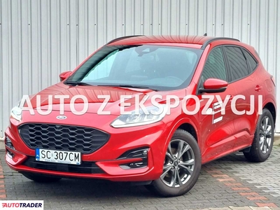 Ford Kuga 1.5 benzyna 150 KM 2022r. (Częstochowa)