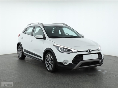 Hyundai i20 , Salon Polska, Klima, Tempomat, Parktronic