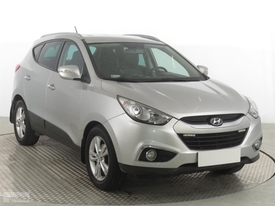 Hyundai ix35 , Skóra, Klimatronic, Tempomat, Parktronic,