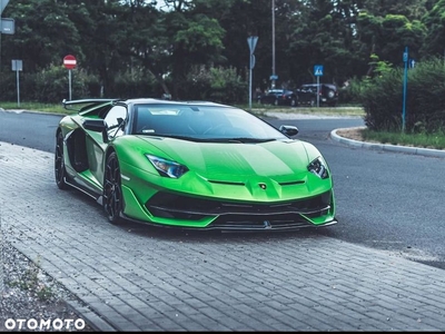 Lamborghini Aventador