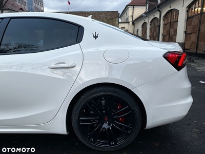 Maserati Ghibli S Modena