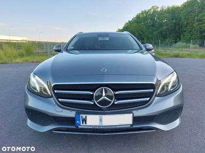 Mercedes-Benz Klasa E 220 d T 9G-TRONIC Exclusive