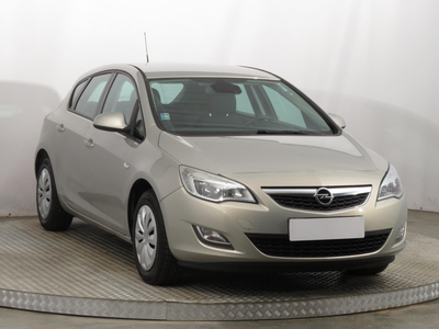 Opel Astra 2014 1.4 T 183316km ABS