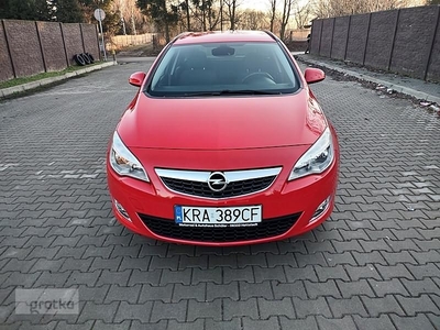 Opel Astra J 1.4 TURBO