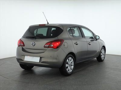 Opel Corsa 2015 1.4 85557km Cosmo