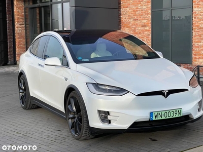 Tesla Model X 75D Allradantrieb