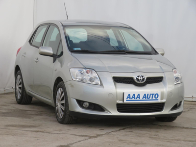 Toyota Auris 2011 2.0 D