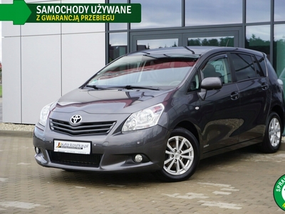 Toyota Verso Minivan 2.0 D-4D 126KM 2012