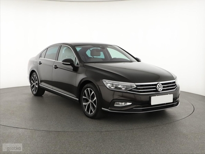 Volkswagen Passat B8 , 1. Właściciel, Serwis ASO, 236 KM, Automat, Skóra, Navi,