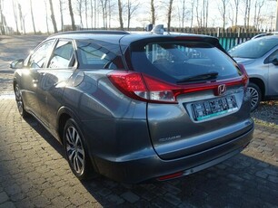 Honda Civik 2014 1.6 diesel 120km navi 6 biegów