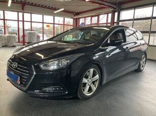 Hyundai i40 1.7crdi140km xenon Panorama Navi Kamera Skóry Automat