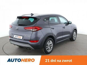 Hyundai Tucson 4x4 navi klima auto kamera i czujniki parkowania grzane fotele