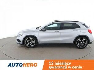 Mercedes GLA 200 AMG Line, Bi-Xenon, Navi, sportowe fotele, podgrzewane fotele, Buetoot