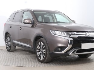 Mitsubishi Outlander III , Serwis ASO, Automat, Navi, Klimatronic, Tempomat,