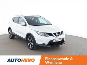 Nissan Qashqai navi kamery 360 panorama klima auto czujniki parkowania