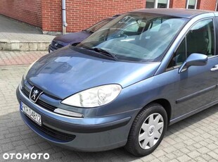 Peugeot 807