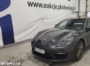 Porsche Panamera 4 Platinum Edition