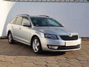 Skoda Octavia III , Salon Polska, Serwis ASO