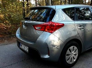 Toyota auris 1.4 diesel 2014 rok