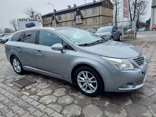 Toyota Avensis III 2,0 D 126 KM Nawigacja Parktronic