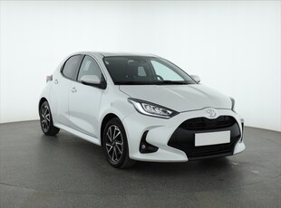 Toyota Yaris IV , Salon Polska, Serwis ASO, Klima, Tempomat,