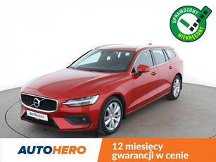 Volvo V60 II Momentum Pro mHEV B4 automat navi grzane fotele kamera LED Bluetooth