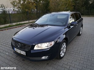 Volvo V70 D5 AWD Momentum