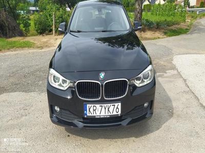 BMW SERIA 3 V (F30/F31/F34) BMW SERIA 3 3 318d Modern Line